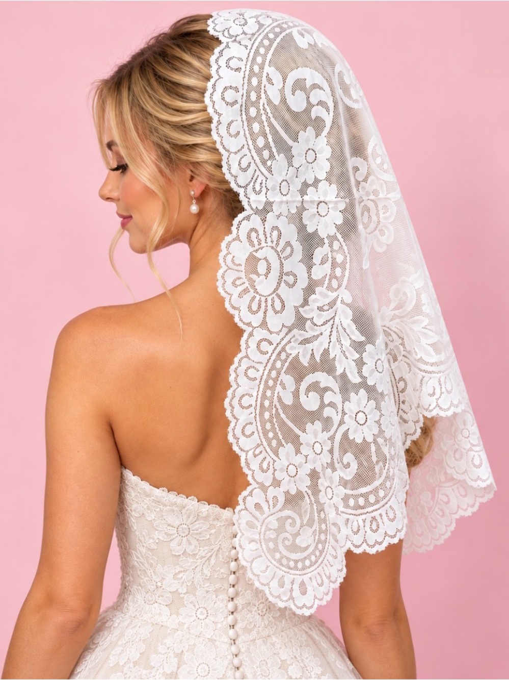 Elegant White Lace Mantilla Veil